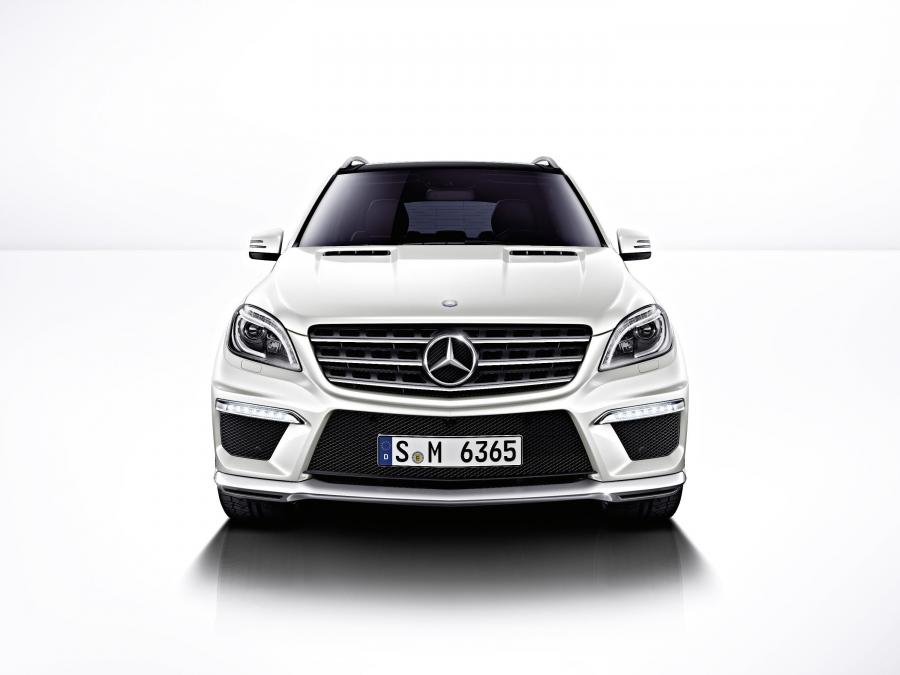  Mercedes-Benz ML63 AMG 2012 года  (фото 65 из 70)